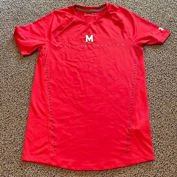 University of Maryland Under Armour Athletic Shirt Size Small- Like New - Picture 1 of 7